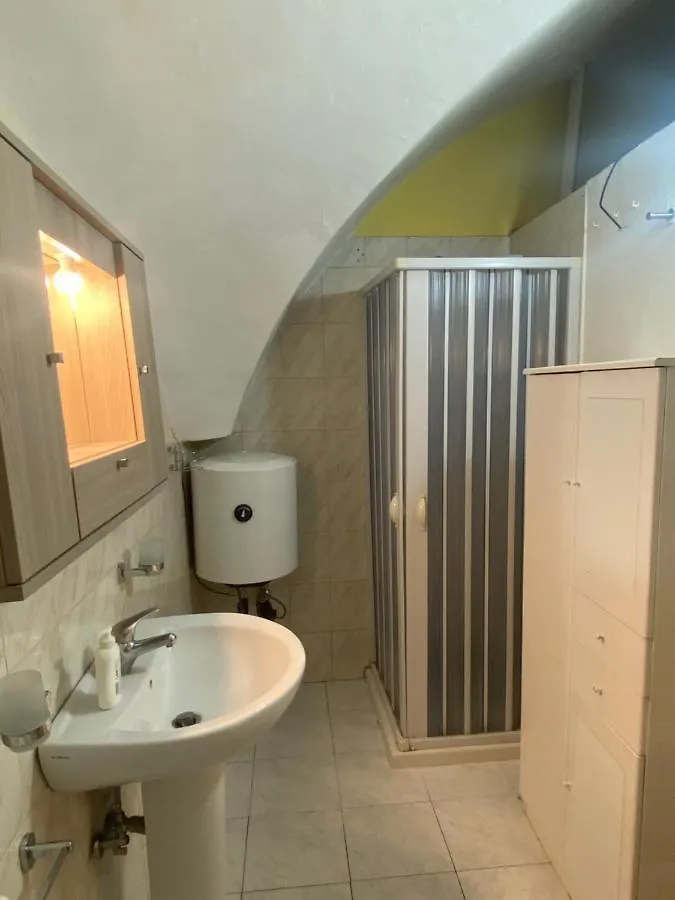 Family Home 2.0 ナポリ 0*,  イタリア